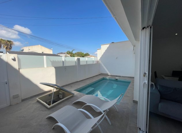 Apartamento / Piso - Reventa - Cabo Roig - Cabo Roig
