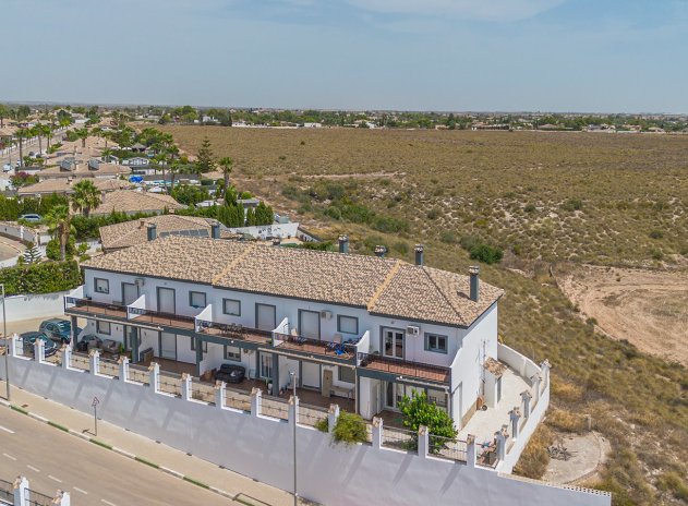 Apartamento / Piso - Reventa - Gea y Truyols - Lo Santiago