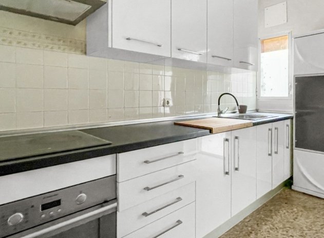 Apartamento / Piso - Reventa - Guardamar del Segura - Pueblo
