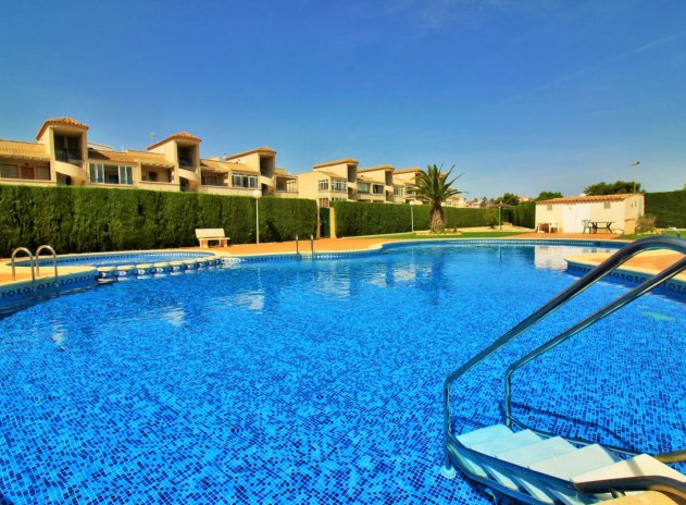 Apartamento / Piso - Reventa - Punta Prima - Punta Prima