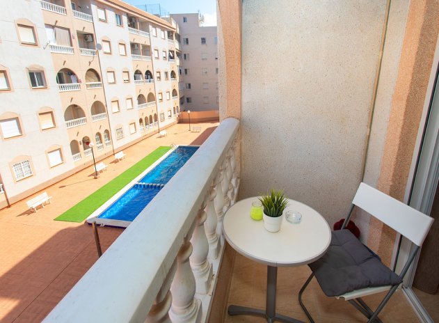 Apartamento / piso - Reventa - Torrevieja - Center