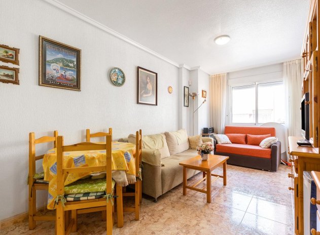 Apartamento / piso - Reventa - Torrevieja - Estacion de autobuses