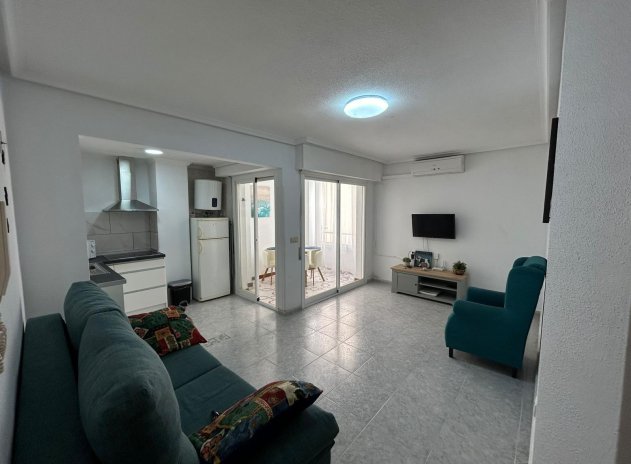 Apartamento / piso - Reventa - Torrevieja - Estacion de autobuses