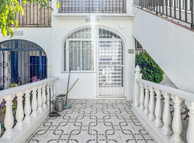 Apartamento / Piso - Reventa - Torrevieja - Los Balcones