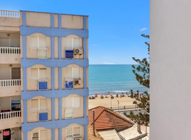 Apartamento / piso - Reventa - Torrevieja - Playa de los locos