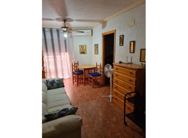 Apartamento / piso - Reventa - Torrevieja - Playa del cura