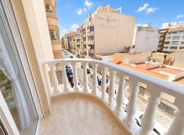 Apartamento / Piso - Reventa - Torrevieja - Playa del Cura