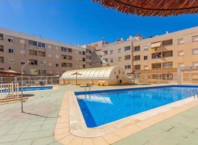 Apartamento / piso - Reventa - Torrevieja - torrevieja