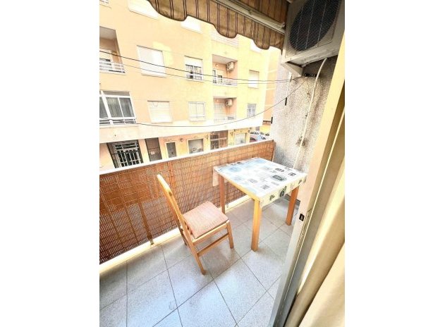 Apartamento / piso - Reventa - Torrevieja - Torrevieja