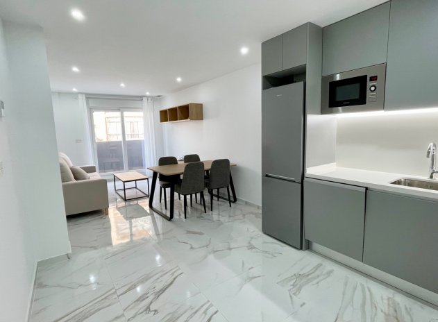 Apartamento / Piso - Reventa - Torrevieja - Torrevieja