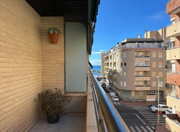 Apartamento / Piso - Reventa - Torrevieja - Torrevieja