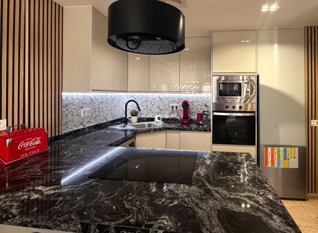 Apartamento / Piso - Reventa - Torrevieja - Torrevieja