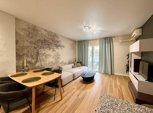 Apartamento / Piso - Reventa - Torrevieja - Torrevieja