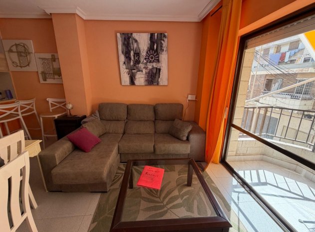 Apartamento / Piso - Reventa - Torrevieja - Torrevieja