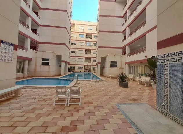 Apartamento / Piso - Reventa - Torrevieja - Torrevieja