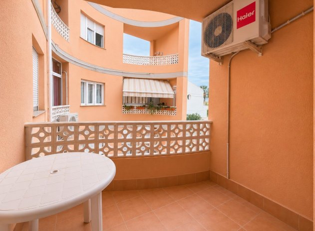 Apartamento / Piso - Reventa - Torrevieja - Torrevieja