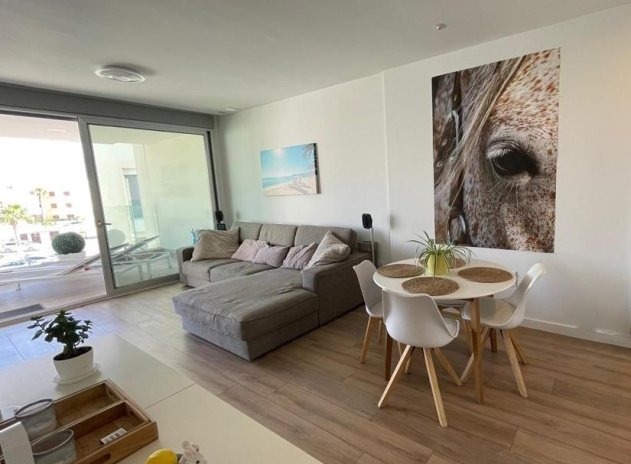 Apartamento / Piso - Reventa - Villamartin - Villamartín