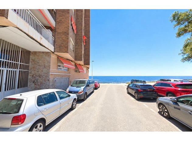 Apartment / Duplex - Resale - Torrevieja * - Playa de los Naufragos