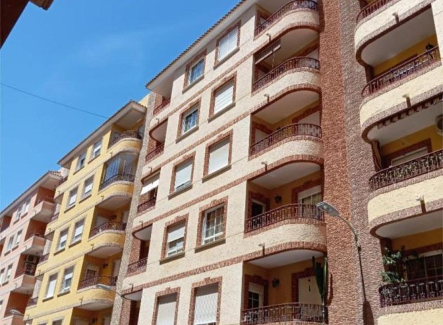 Apartment / flat - Resale - Almoradi - Almoradí