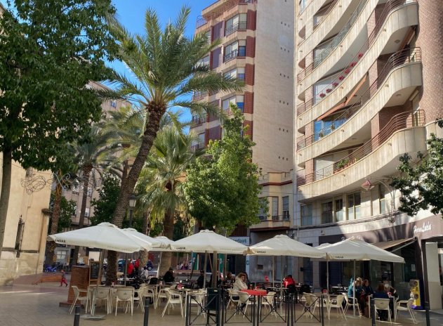 Apartment / flat - Resale - Elche - Center