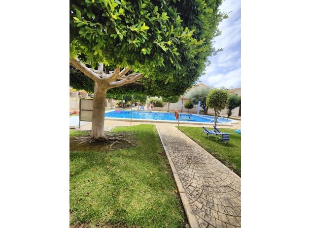 Apartment / flat - Resale - Orihuela Costa - Campoamor