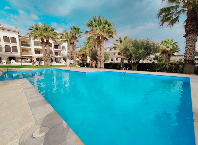 Apartment / flat - Resale - Orihuela Costa - Villamartín