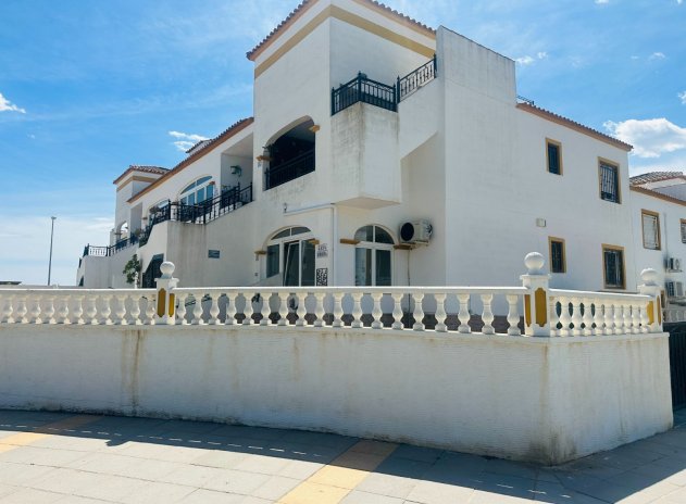 Apartment / Flat * - Resale - Orihuela * - Entre Naranjos *