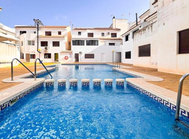 Apartment / flat - Resale - San Miguel de Salinas - Pueblo