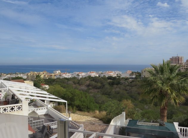 Apartment / flat - Resale - Torrevieja - Center