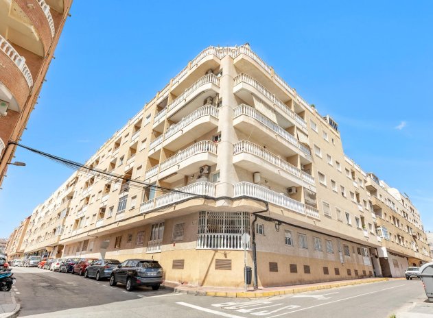 Apartment / flat - Resale - Torrevieja - El molino