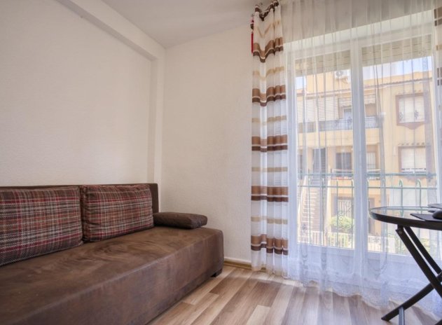 Apartment / flat - Resale - Torrevieja - Eliseos playa