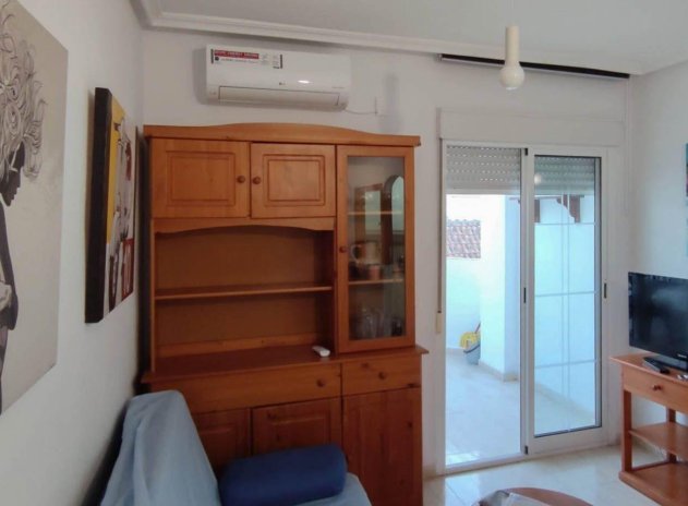 Apartment / flat - Resale - Torrevieja - Estacion de autobuses