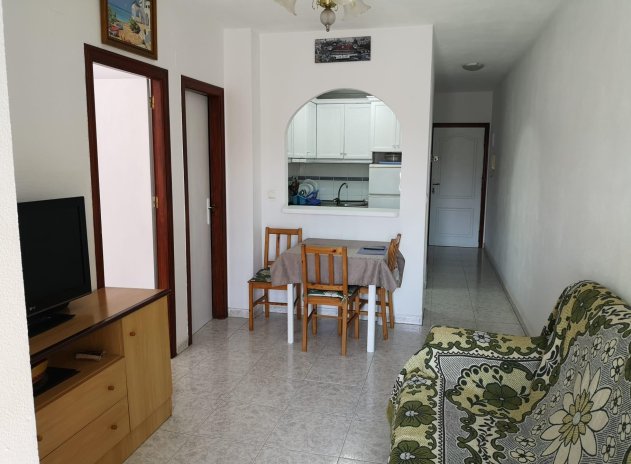 Apartment / flat - Resale - Torrevieja - Estacion de autobuses