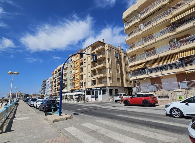 Apartment / Flat * - Resale - Torrevieja * - Habaneras *
