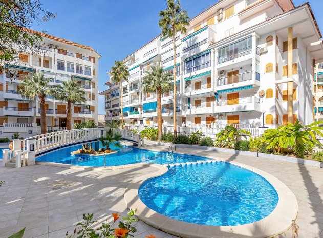 Apartment / flat - Resale - Torrevieja - Los Europeos