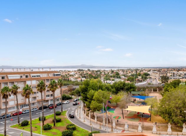 Apartment / flat - Resale - Torrevieja - Parque las naciones