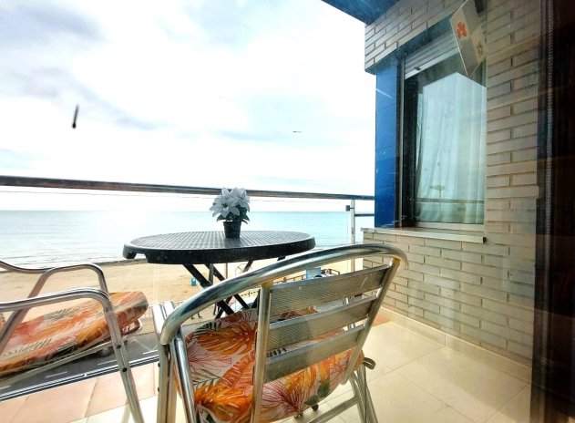 Apartment / flat - Resale - Torrevieja - Playa de los Locos