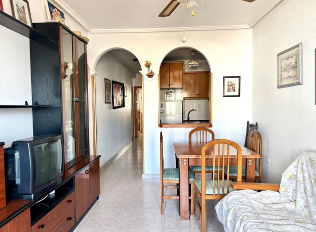 Apartment / flat - Resale - Torrevieja - Playa de los Locos