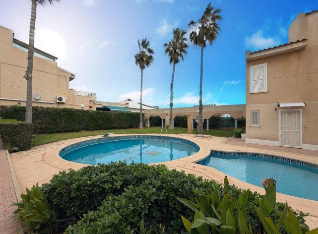 Apartment / Flat * - Resale - Torrevieja * - Playa de los Locos *