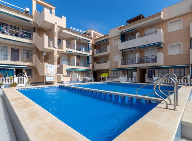 Apartment / flat - Resale - Torrevieja - Playa de los Naufragos