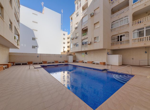 Apartment / flat - Resale - Torrevieja - Playa de los Naufragos