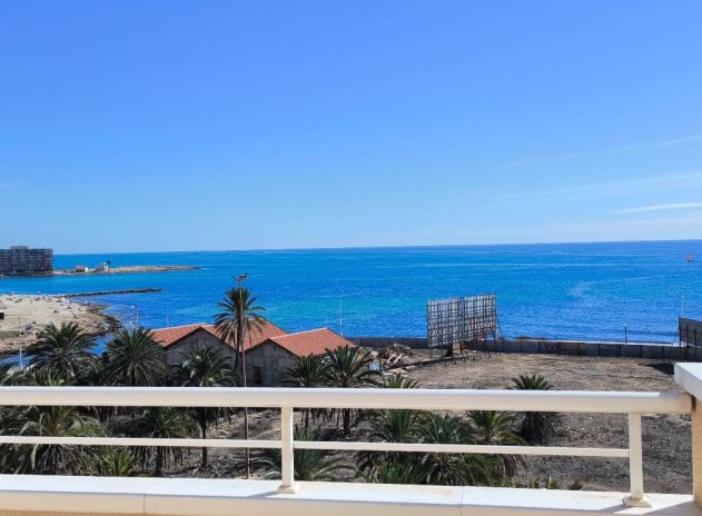 Apartment / flat - Resale - Torrevieja - Playa del Cura