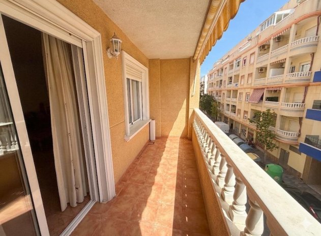 Apartment / Flat * - Resale - Torrevieja * - Playa del Cura *