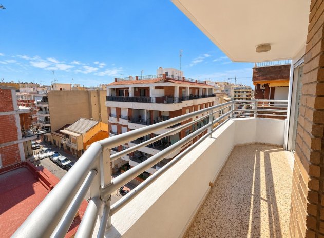 Apartment / Flat * - Resale - Torrevieja * - Playa del Cura *