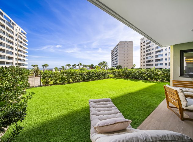 Apartment / Flat * - Resale - Torrevieja - Punta Prima *