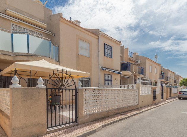 Apartment / Flat * - Resale - Torrevieja * - San Luis