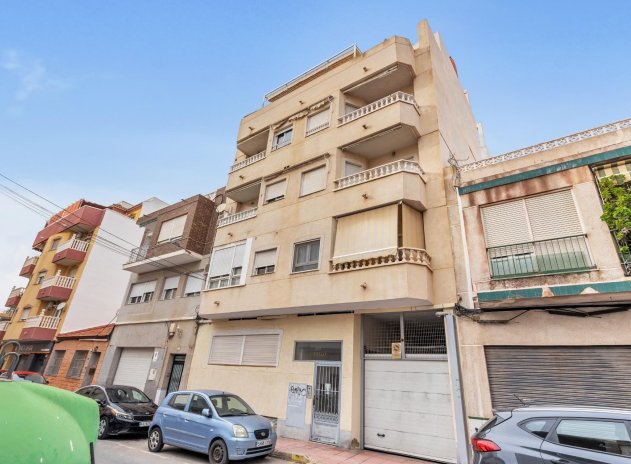 Apartment / Flat * - Resale - Torrevieja * - Torrevieja *
