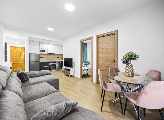 Apartment / Flat * - Resale - Torrevieja * - Torrevieja *