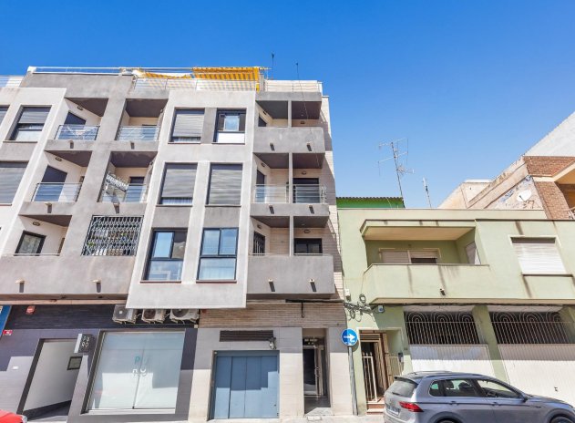 Apartment / Flat * - Resale - Torrevieja * - Torrevieja *