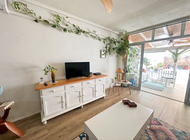 Apartment / Flat * - Resale - Torrevieja * - Torrevieja *